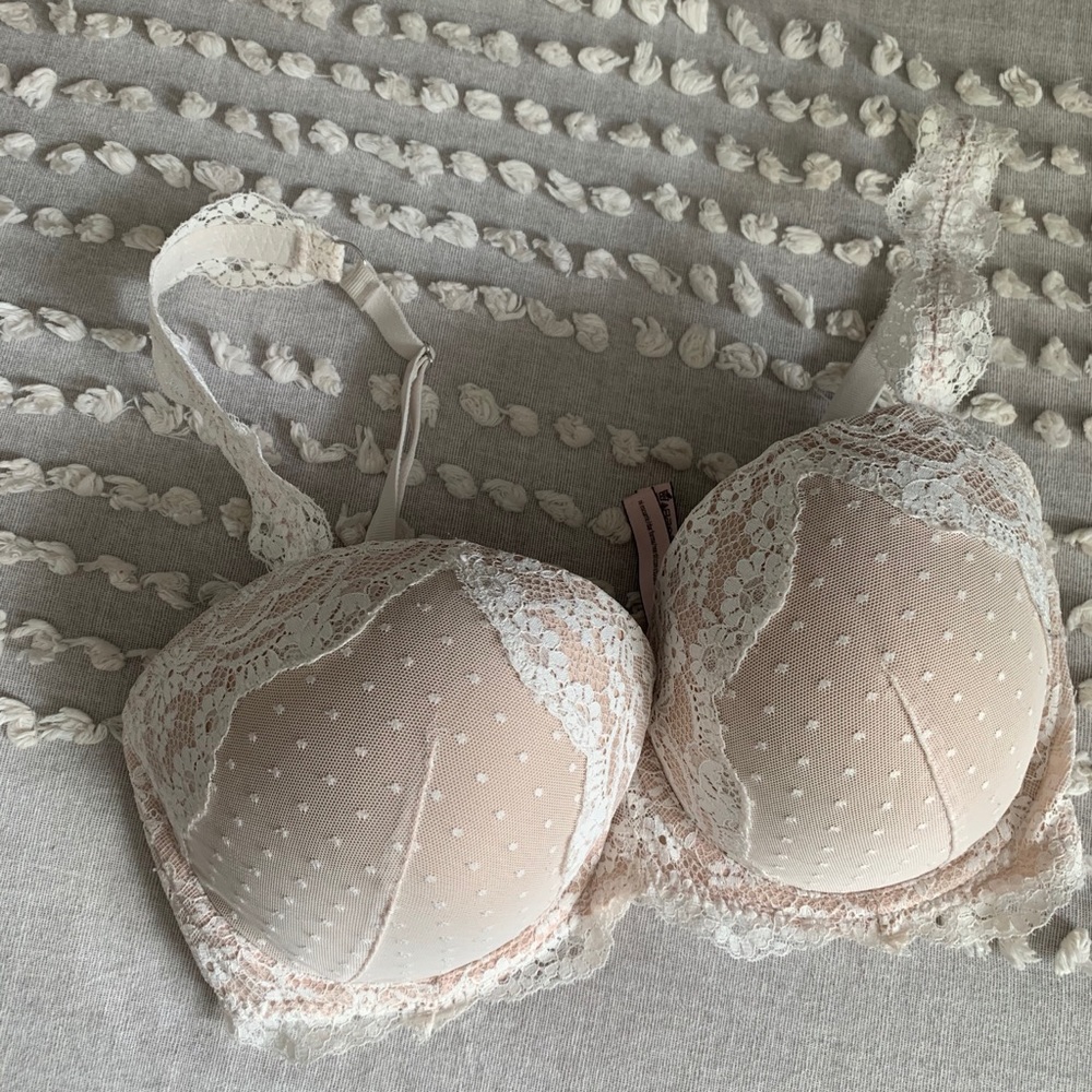 Victoria’s Secret Bra
